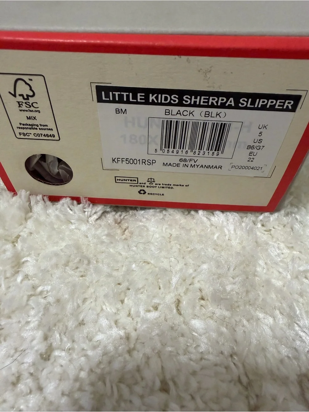 Hunter Kids Black Sherpa Slip-On Slippers with Red Logo